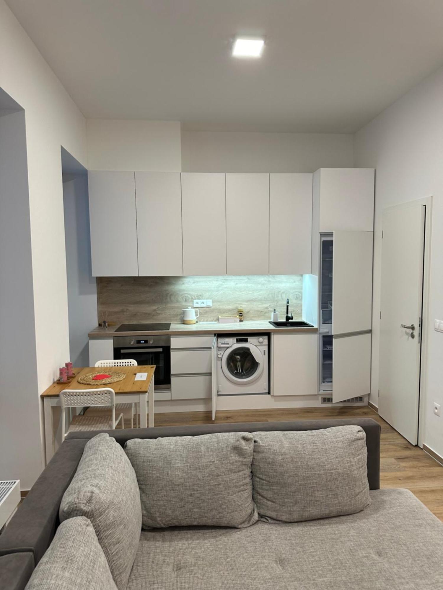 Park Tower Apartment V Centru Zlina المظهر الخارجي الصورة